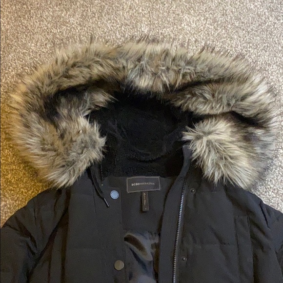 BCBG MAX AZRIA PARKA NWT - Picture 3 of 6
